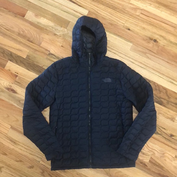 The North Face Men’s ThermoBall™ Eco Hoodie Black Hooded Jacket - Picture 2 of 16